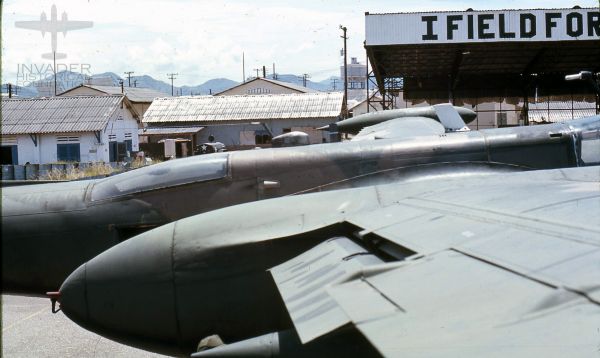 64-17652 b-26knhatrang014.jpg