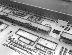002 - South end lookin to east wall.jpg